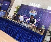 #2017年绿地汇创国际名流臻享会酒会# 学员调酒实践