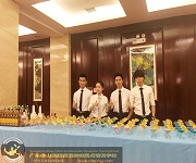 广州阳光五星级酒店学员调酒活动实践