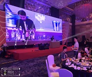 调酒师培训_【2018经销商精英峰会】花式调酒演出